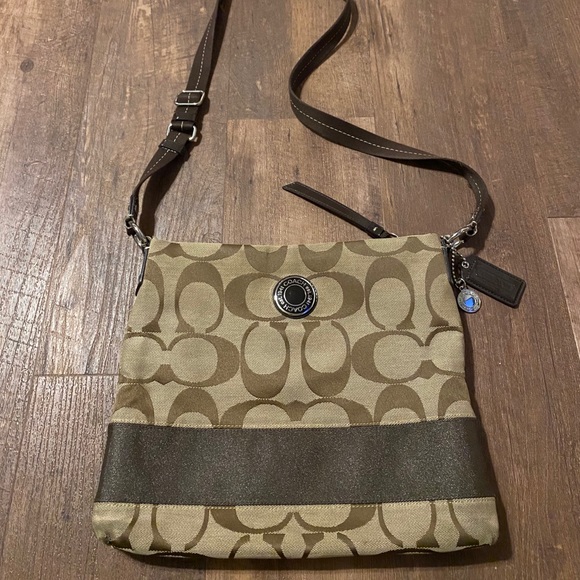 Coach Handbags - Coach crossbody
